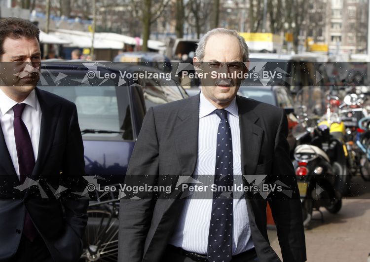 Amsterdam 18 maart 2010
Herdenkingsdienst Hans v Mierlo in Amsterdam. Job Cohen en Felix Rottenberg
Peter Smulders bv