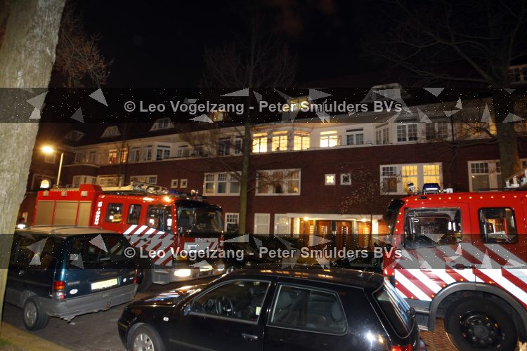 Amsterdam 11 april 2010
Bij de buren van Lieke v Lexmond heeft brand gewoed. Lieke had alleen rookschade. De brandweer had wel haar deur geforceerd om te kijken of er iemand in huis was.
Peter Smulders bv