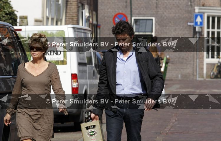 Monnickendam 25 maart 2010
Marc Klein Essink en Ella v Rumpt doen boodschappen.
Peter Smulders bv
