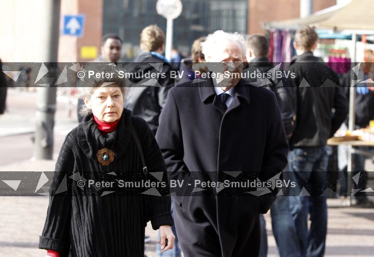 Amsterdam 18 maart 2010
Herdenkingsdienst Hans v Mierlo in Amsterdam. Marcel v dam met vrouw
Peter Smulders bv