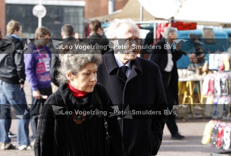 Amsterdam 18 maart 2010
Herdenkingsdienst Hans v Mierlo in Amsterdam. Marcel v dam met vrouw
Peter Smulders bv