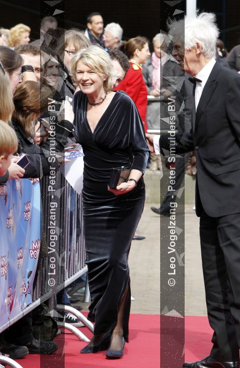 Scheveningen 11 april 2010
Premiere Mary Poppins in het circustheater. Martine Bijl met Berend Boudewijn
Peter Smulders bv