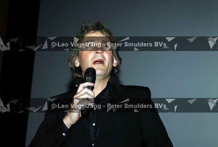 Amsterdam 12 april 2010
Premiere de gelukkige huisvrouw in Tuschinski. Matthijs v Nieuwkerk
Peter Smulders bv