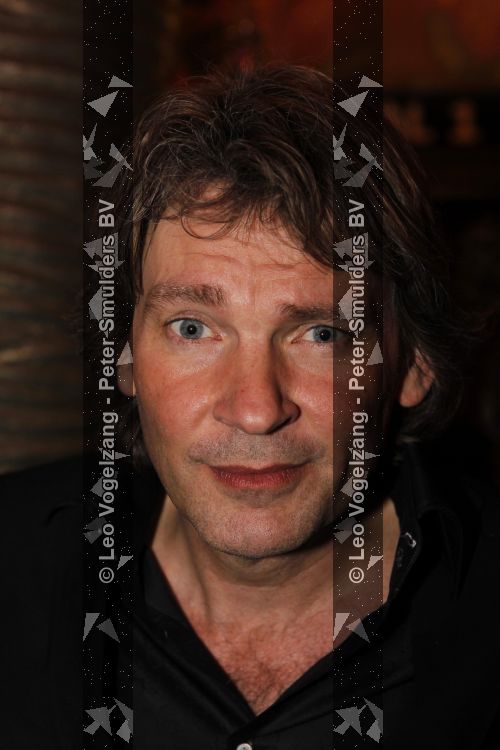 Amsterdam 12 april 2010
Premiere de gelukkige huisvrouw in Tuschinski. Matthijs v Nieuwkerk
Peter Smulders bv