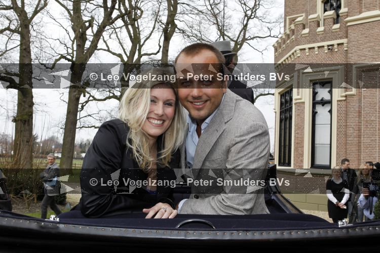 Barneveld 22 maart 2010
Presentatie de gelaarsde kat in kasteel Barneveld met Geert Hoes en Maud Mulder.
Peter Smulders bv