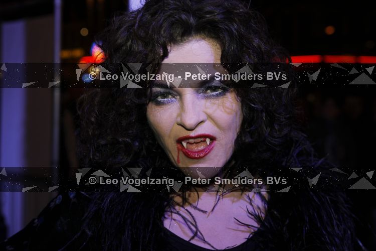 Amsterdam 27 maart 2010
Vampire feest in de schouwburg van Amsterdam. Mylene de la haye
Peter Smulders bv