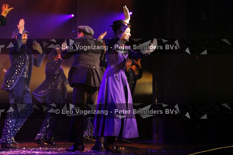Scheveningen 11 april 2010
Premiere Mary Poppins in het circustheater met Noortje Herlaar en William Spaay Maike Boerdam en Hugo Haenen.
Peter Smulders bv