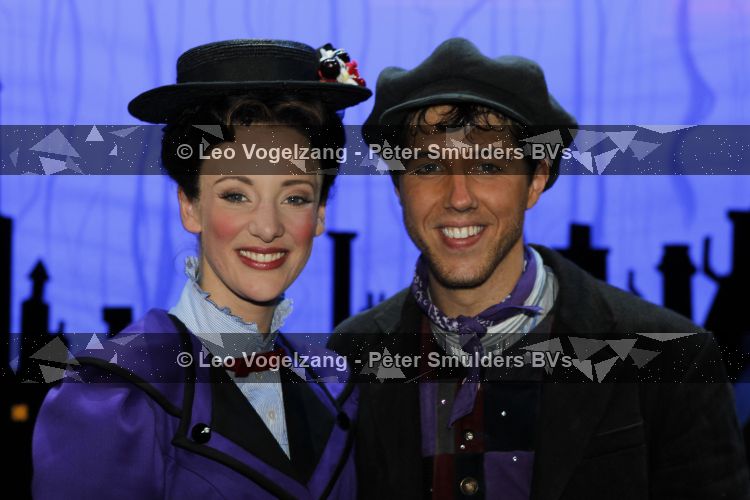 Scheveningen 11 april 2010
Premiere Mary Poppins in het circustheater met Noortje Herlaar en William Spaay Maike Boerdam en Hugo Haenen.
Peter Smulders bv