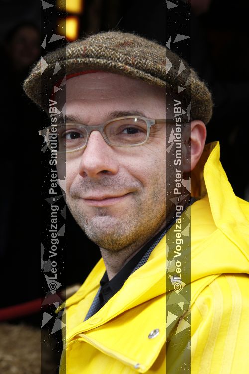 Amsterdam 14 maart 2010
Prtemiere nanny Mc Fee in tuschinski.Owen Schoemacher met dochters
Peter Smulders bv