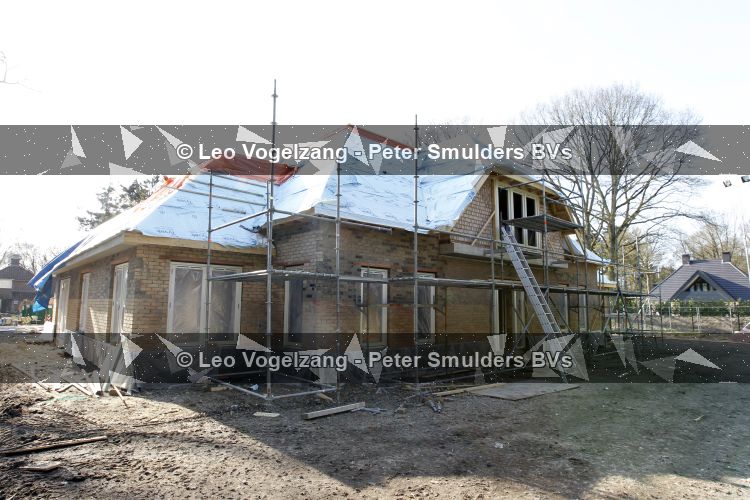 Laren 9 april 2010
Het nieuwe huis van Rossana Kluivert Lima en Patrick Kluivert in aanbouw.
Peter Smulders bv