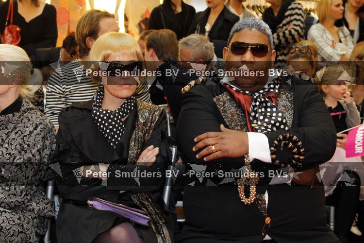 Amsterdam 14 maart 2010
Modeshow in de bijenkorf met diversen Bn ers voor Orange Babies. Quintis Ristie
Peter Smulders bv