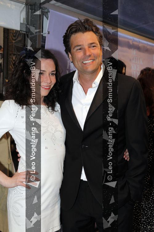 Amsterdam 12 april 2010
Premiere de gelukkige huisvrouw in Tuschinski. Reinout Oerlemans en Halina Reijn
Peter Smulders bv