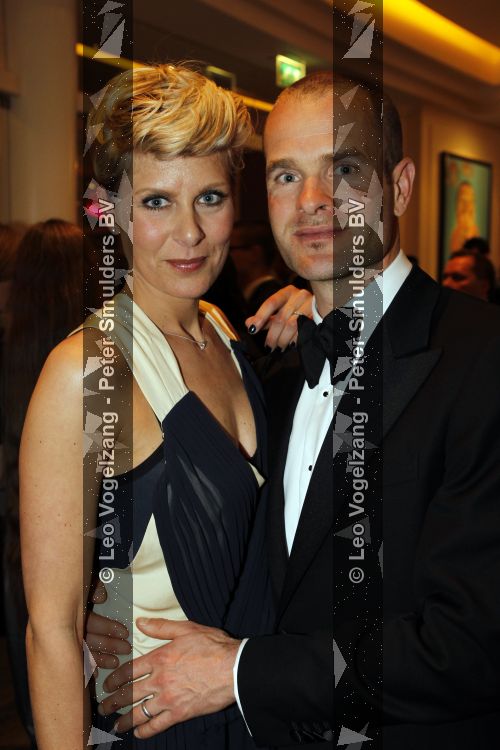 Scheveningen 11 april 2010
Premiere Mary Poppins in het circustheater met Noortje Herlaar en William Spaay Maike Boerdam en Hugo Haenen. Erben Wennemars en Renate
Peter Smulders bv