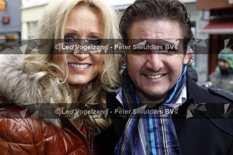 Amsterdam 14 maart 2010
Prtemiere nanny Mc Fee in tuschinski. Rene en Natasja Froger met hun kinderen Maxim Didier en Danny en vrienden en vriendinnen
Peter Smulders bv