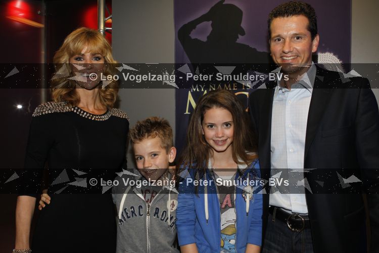 Amsterdam 26 maart 2010
Premiere Michael jackson in de heineken music hall. Richard Krajicek met Alec en Emma en Daphne Deckers
Peter Smulders bv