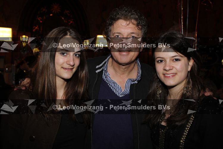Amsterdam 14 maart 2010
Prtemiere nanny Mc Fee in tuschinski. Robert ten Brink met dochters
Peter Smulders bv
