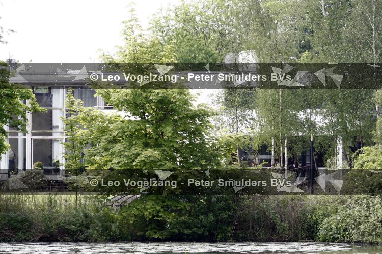 Maarssen 14 mei 2009
Huis Roland Kahn aan de vecht.
Peter Smulders bv