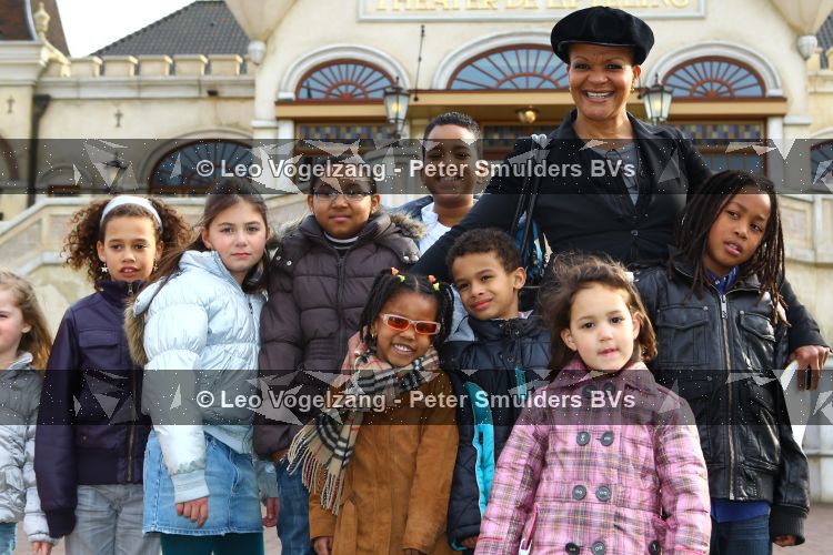 Kaatsheuvel 17 Maart 2010
Efteling, Sprookjesboomfeest met BN-ers
Ruth Jacott met haar \