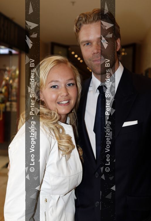 Amsterdam 27 maart 2010
Modeshow Sheila de Vries in het Hilton. Zoon Sheila met vriend
Peter Smulders bv
