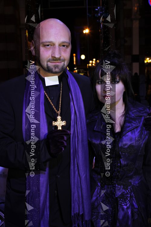 Amsterdam 27 maart 2010
Vampire feest in de schouwburg van Amsterdam. Sidney Brandeis met vriendin
Peter Smulders bv