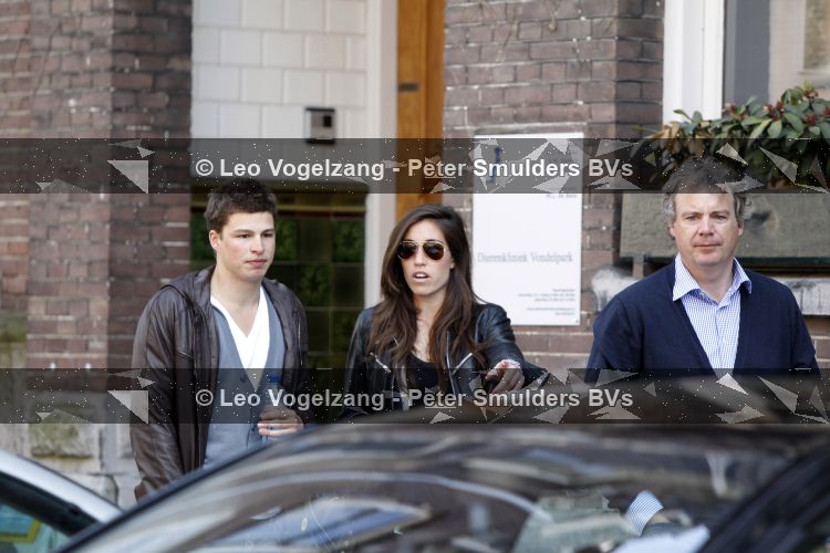 Amsterdam 12 april 2010
Sven Kramer en Naomi v As op huizenjacht in amsterdam zuid.
Peter Smulders bv
