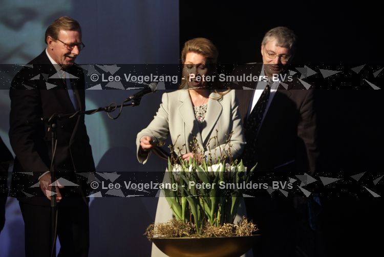 Lisse 17 maart 2010
Prinses Maxima en de vrouw van de russische president Svetlana Medvedev openen de keukenhof.
Peter Smulders bv
