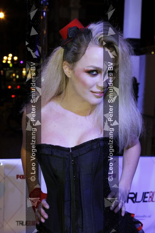 Amsterdam 27 maart 2010
Vampire feest in de schouwburg van Amsterdam. TMF presentatrice
Peter Smulders bv
