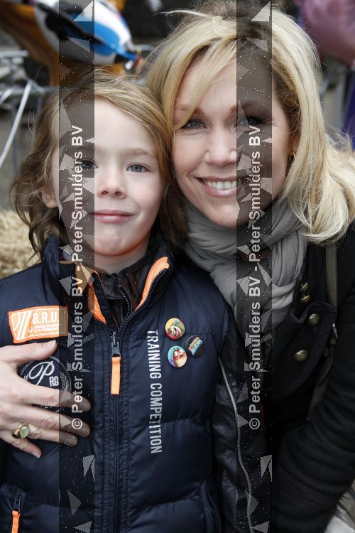 Amsterdam 14 maart 2010
Prtemiere nanny Mc Fee in tuschinski. Tanja Jess met zoon Billy
Peter Smulders bv