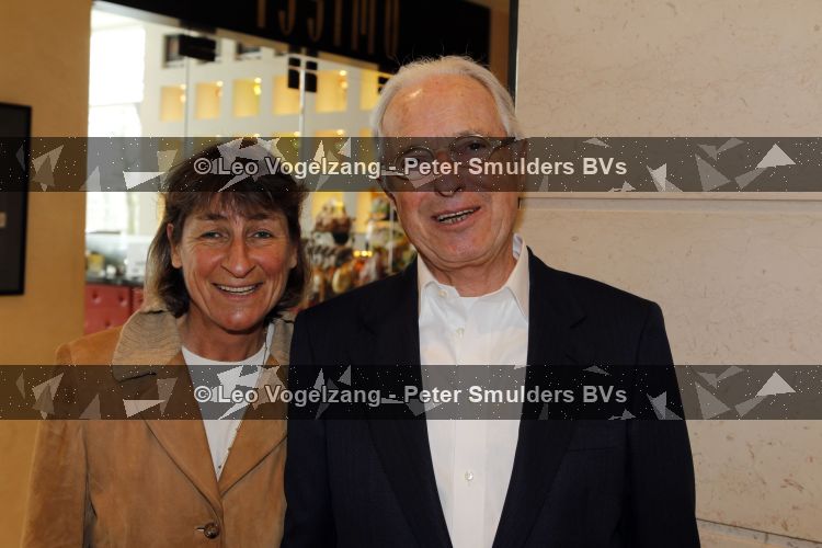 Amsterdam 27 maart 2010
Modeshow Sheila de Vries in het Hilton. Theo Heuft met vrouw
Peter Smulders bv