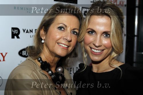 Hillegom 20 maart 2010
Modeshow dani bles. Vivian Ewbank met haar moeder Maddy
Peter Smulders bv