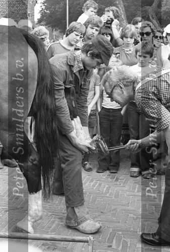 Dommelen, 13 Augustus 1977
Zomerfeesten in Dommelen t.g.v. opening Boerderij en De Watermolen
Foto Peter Smulders