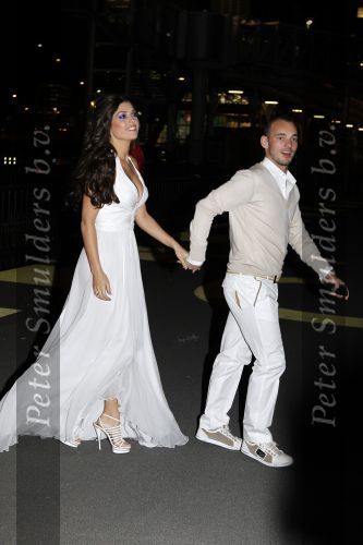 Amsterdam 18 maart 2010
Wesley Sneijders heeft voor zijn vrouw Yolanthe Cabau v Kasbergen een surprise feest georganiseerd voor haar 25 e verjaardag op de supperclub boot. Ze slapen in het Amstel hotel.
Peter Smulders bv