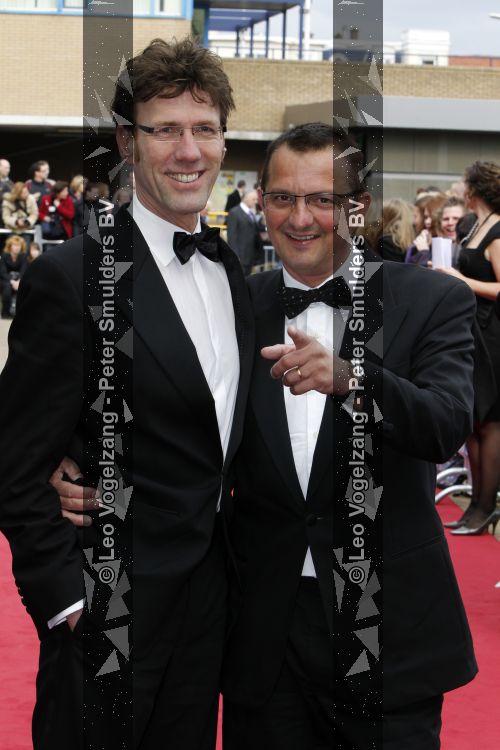 Scheveningen 11 april 2010
Premiere Mary Poppins in het circustheater. Hans Schiffers met vriend
Peter Smulders bv