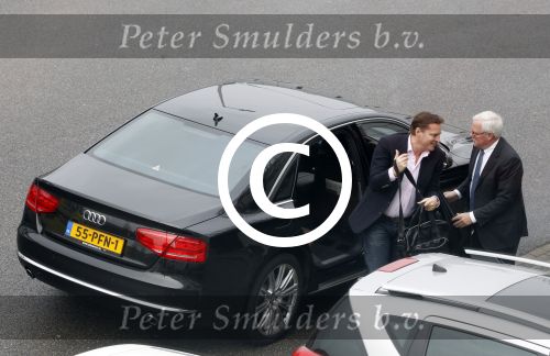 Amsterdam 14 maart 2011
Albert Verlinde met privechauffeur in zijn audi A8
Peter Smulders bv