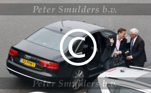 Amsterdam 14 maart 2011
Albert Verlinde met privechauffeur in zijn audi A8
Peter Smulders bv