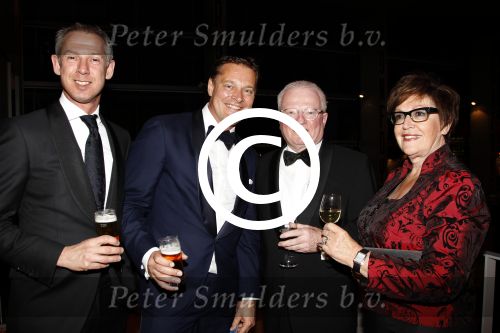 Rotterdam 14 april 2011
Premiere Spamelot in het nieuwe Luxor met in de hoofdrollen oa Johhny Kraaijkamp jr Paul Groot Owen Schumacher en Linda Wagemakers. Albert Verlinde met Onno en directeur Nieuwe luxor
Peter Smulders bv
