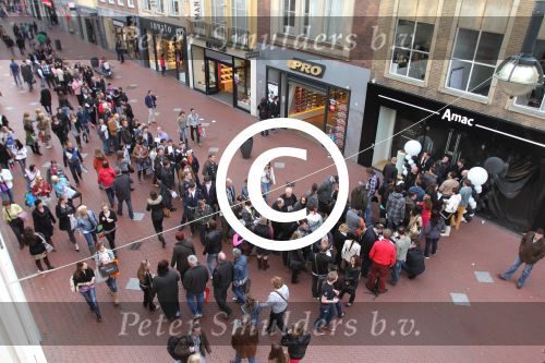 Eindhoven, 25 Maart 2011
Honderden mensen staan in de rij bij Amac voor de nieuwste Apple ipad 2