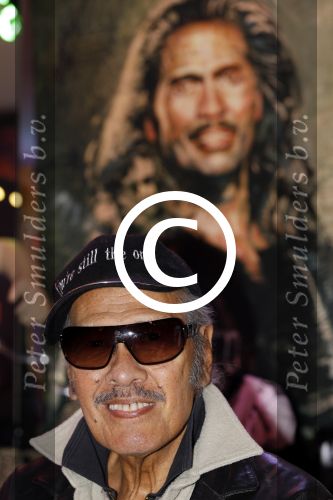 Scheveningen 18 maart 2011
Andy Tielman met vrouw en dochter in Rock en Roll winkel in Scheveningen.
Peter Smulders bv