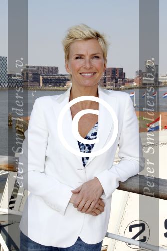 Rotterdam 18 april 2011
Presentatie cd Sjoerd Pleijsier op de boot SS Rotterdam. Anita Witzier
Peter Smulders bv