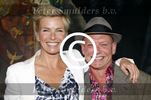 Rotterdam 18 april 2011
Presentatie cd Sjoerd Pleijsier op de boot SS Rotterdam. Anita Witzier
Peter Smulders bv