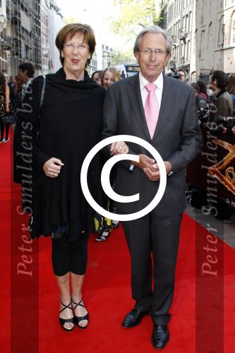 Amsterdam 17 april 2011
Premiere Zorro in het nieuwe de la mar theater. Annemarie Jorritsma met man
Peter Smulders bv