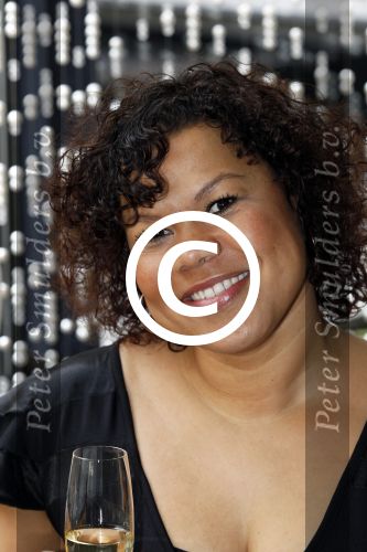 Amsterdam 15 maart 2011
Presentatie boek Esther Kreukniet bij hotel the Grand. Anouska
Peter Smulders bv