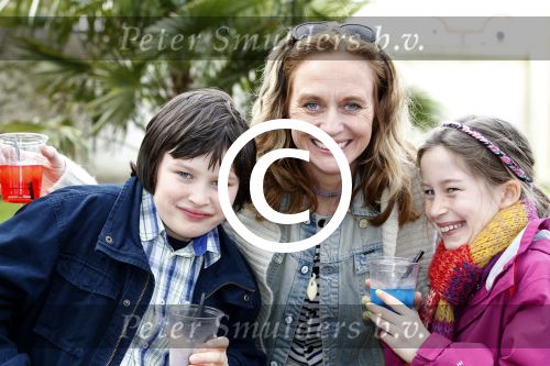 Kaatsheuvel 20 maart 2011
Relaties van Princess in de efteling. Ariane Meijer met kinderen
Peter Smulders bv