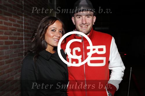 Nieuwegein 20 maart 2011
Surprisefeeste voor Yolanthe Sneijder Cabau georganiseerd door haar man wesley Sneijder bij Will\'s restaurant in Nieuwegein. Ben Saunders met vriendin
Peter Smulders bv