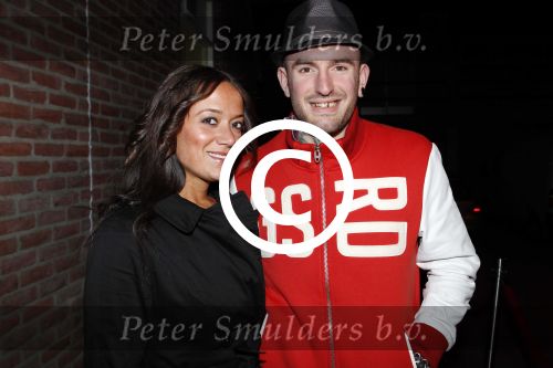 Nieuwegein 20 maart 2011
Surprisefeeste voor Yolanthe Sneijder Cabau georganiseerd door haar man wesley Sneijder bij Will\'s restaurant in Nieuwegein. Ben Saunders met vriendin
Peter Smulders bv