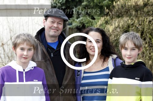 Kaatsheuvel 20 maart 2011
Relaties van Princess in de efteling. Carel Kraayenhof met vrouw en zoons
Peter Smulders bv