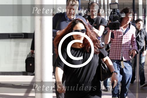 Den Haag 6 april 2011
Rechtzaak Constanza Breukhoven ivm inbraak bij haar vader. Haar Advocaat Erik Kerkhoven en veel pers was aanwezig bij het paleis van justitie.
Peter Smulders bv