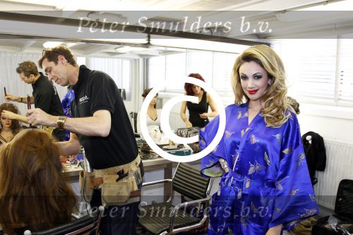 Amsterdam 28 maart 2011
Rob Heilbron van lingerie merk Sapph organiseerde vandaag weer een foto shoot met oa Melissa Sneekes, Dewi Pechler , Melany d\'Fonseca ilena Ingwersen Gisele Barbosa en schaatser Joel Geleynse .
Peter Smulders bv
