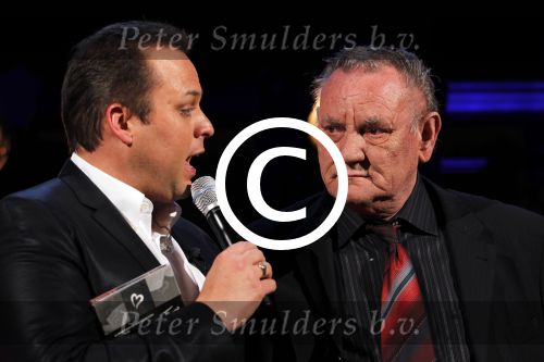 Utrecht 30 maart 2011
Presentatie nieuwe cd van Frans Bauer. Zijn vader en moeder en Mariska met zoon Christiaan zijn aanwezig.
Peter Smulders bv