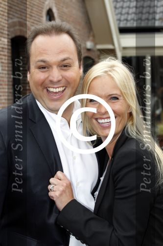 Utrecht 30 maart 2011
Presentatie nieuwe cd van Frans Bauer. Zijn vader en moeder en Mariska met zoon Christiaan zijn aanwezig.
Peter Smulders bv